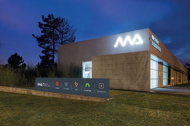 headquarters_ma_production_group_neon_sign